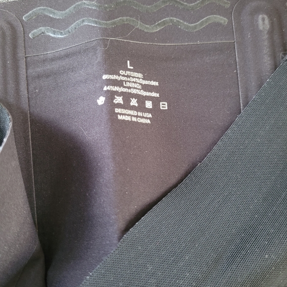 Shapellx Booty Shorts - Picture 3 of 6